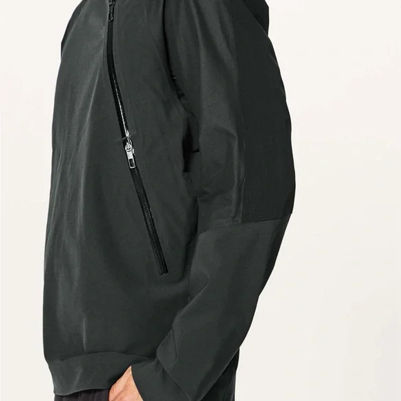 Lululemon Surge Anorak Hybrid in Onyx - Picture 4 of 7
